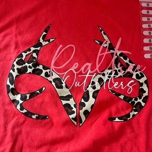 NWT Real tree Tshirt sm, Real Tree shirt, Ladies hunting tshirt, Real Tree New!